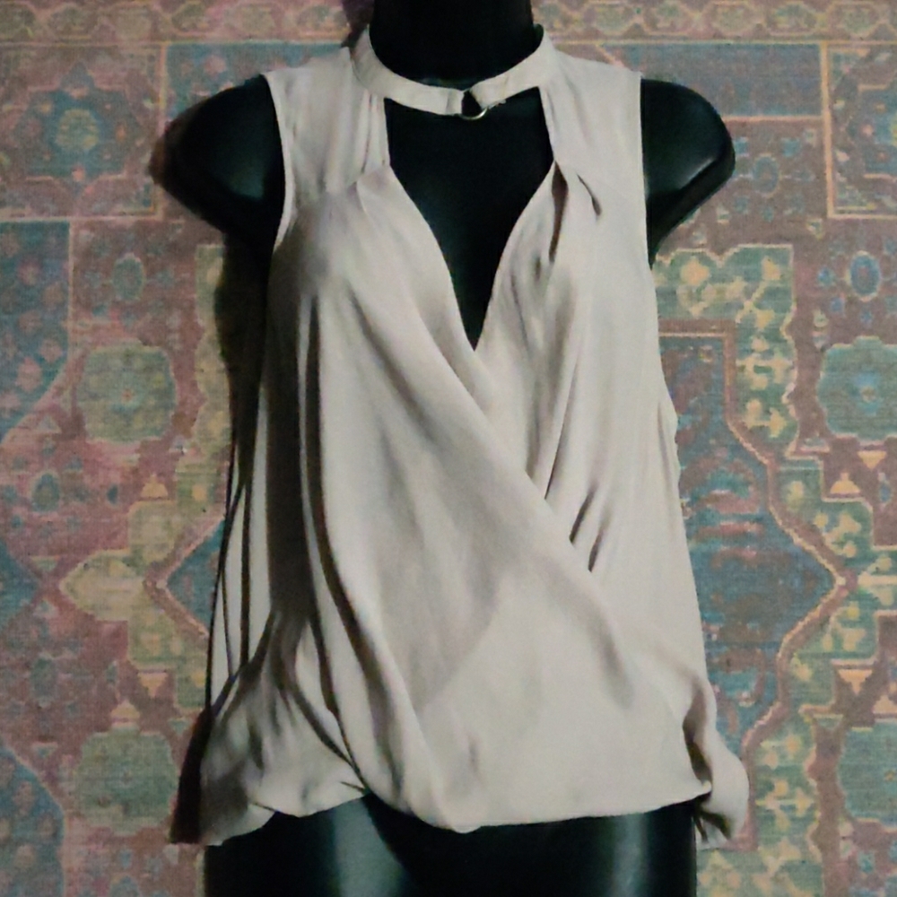 Free People grey surplice sleeveless top w choker